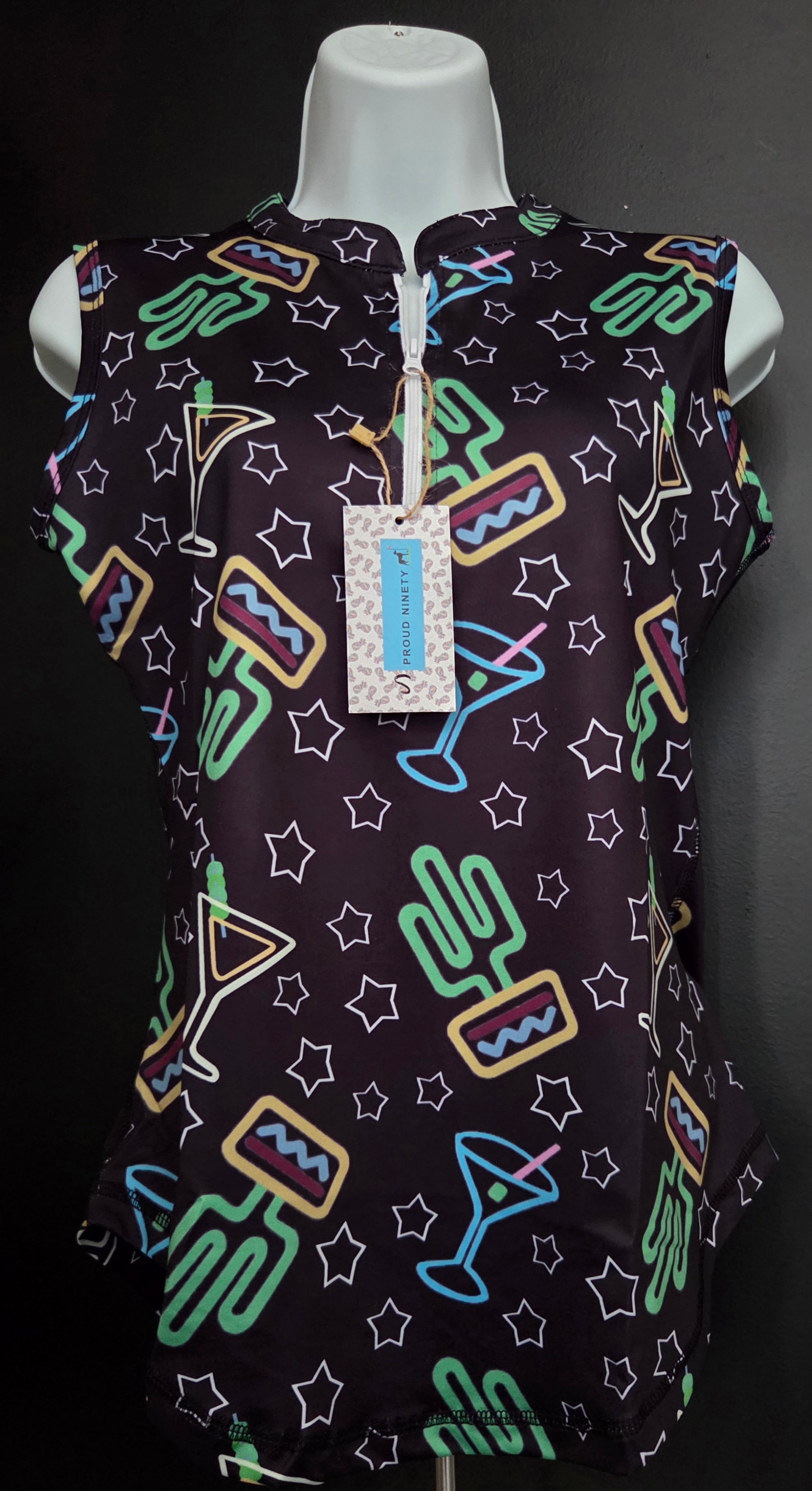 Women's Golf Sleeveless Shirt - Cactus Design